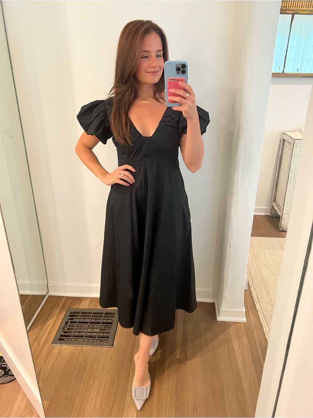 Abercrombie & Fitch Black Puff-Sleeve V-Neck Midi Dress